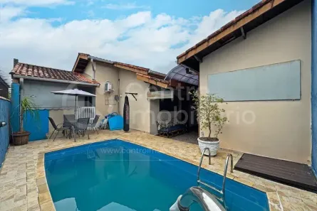 Casa com 2 Quartos à venda, 126m² no Jardim Mar-e-Sol, Peruíbe