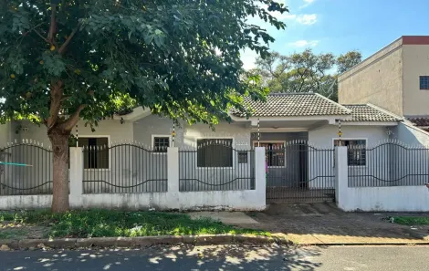 Casa com 3 Quartos à venda, 310m² no Zona 07, Maringá