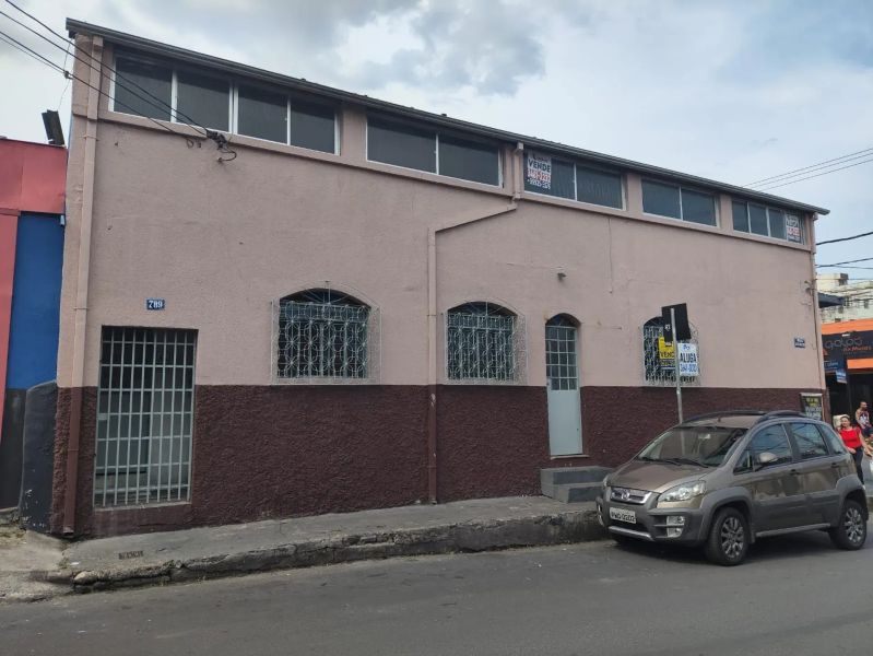 Casa com 4 quartos — Sagrada Família, Belo Horizonte