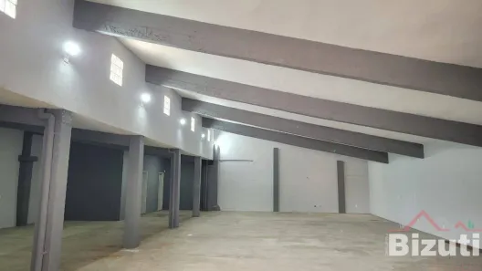 Galpão/Depósito/Armazém para alugar, 800m² no Jardim Shangai, Jundiaí