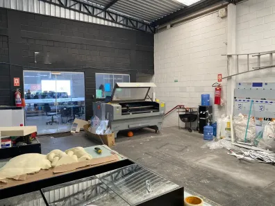 Galpão/Depósito/Armazém à venda, 300m² no Wanel Ville, Sorocaba