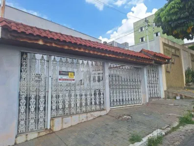 Casa com 2 Quartos à venda, 280m² no Vila São Geraldo, São Paulo