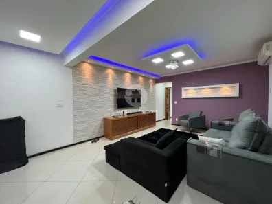 Sobrado com 3 Quartos à venda, 300m² no Embaré, Santos