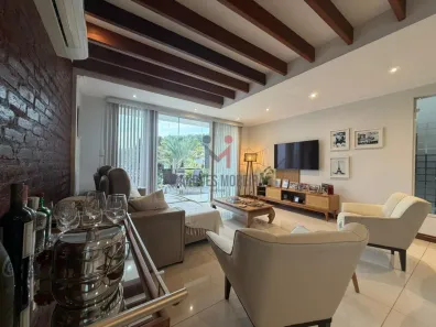 Casa de Condomínio com 3 Quartos à venda, 250m² no Grama, Juiz de Fora