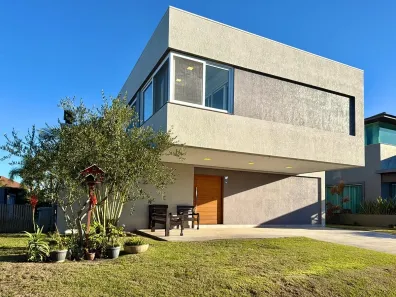 Casa com 4 Quartos à venda, 600m² no XANGRI-LÁ, Xangri-lá
