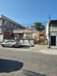 Casa com 4 Quartos à venda, 200m² no Montese, Fortaleza