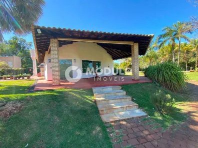 Fazenda/Sítio com 2 Quartos à venda, 5050m² no Morada do Sol, Uberlândia
