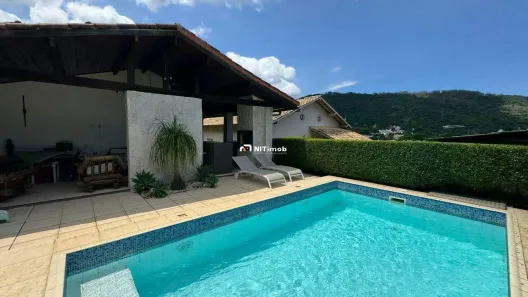 Casa com 3 Quartos à venda, 280m² no São Francisco, Niterói