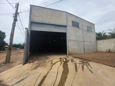 Galpão/Depósito/Armazém para alugar, 300m² no Setor Cristina, Trindade