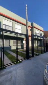 Sobrado com 2 Quartos à venda, 61m² no Nossa Senhora do Rosário, Caxias do Sul