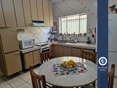 Casa com 3 Quartos à venda, 232m² no Vila Oratório, São Paulo