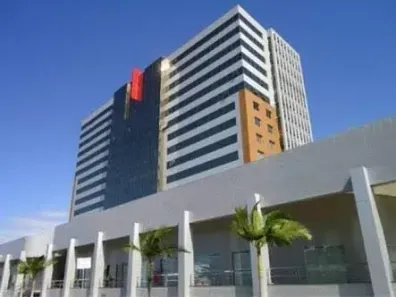 Sala Comercial com 6 Quartos para venda ou aluguel, 136m² no Mangabeiras, Maceió