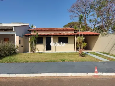 Casa de Condomínio com 3 Quartos à venda, 105m² no Alto Umuarama, Uberlândia