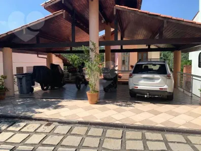 Casa de Condomínio com 3 Quartos à venda, 229m² no Sapê, Niterói