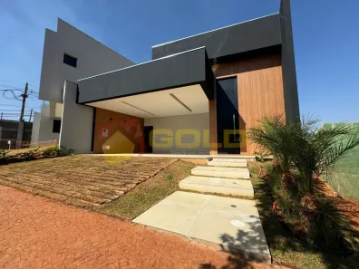 Casa de Condomínio com 3 Quartos à venda, 150m² no Grand Ville, Uberlândia