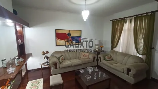 Casa com 3 Quartos à venda, 195m² no Martins, Uberlândia