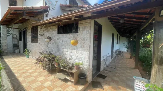 Casa com 4 Quartos à venda, 200m² no Nogueira, Petrópolis