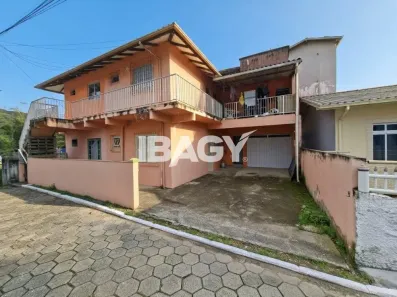 Kitnet com 1 Quarto para alugar, 23m² no Barra da Lagoa, Florianópolis