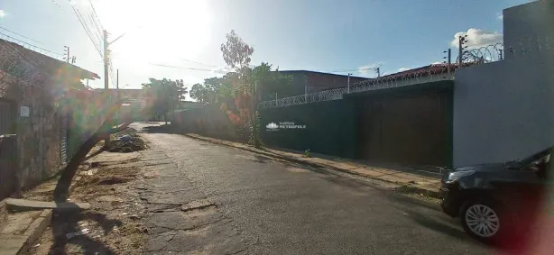 Casa com 6 Quartos para alugar, 250m² no Ilhotas, Teresina