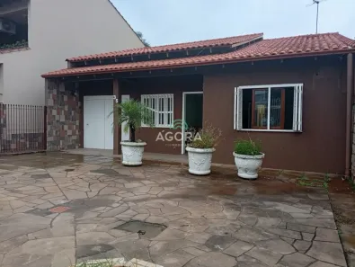 Casa com 3 Quartos para alugar, 150m² no Mathias Velho, Canoas