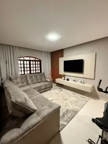 Casa com 3 Quartos à venda, 200m² no Parque Alexandre, Cotia