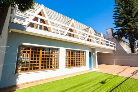 Casa com 5 Quartos para alugar, 308m² no Jardim das Américas, Curitiba