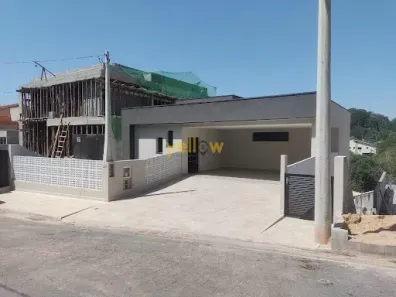Casa de Condomínio com 3 Quartos à venda, 273m² no Arujá Country Club, Itaquaquecetuba