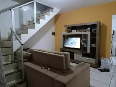 Casa com 2 Quartos à venda, 70m² no Novo Recanto, Contagem