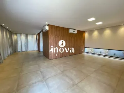 Casa de Condomínio com 4 Quartos à venda, 258m² no Recreio dos Bandeirantes, Uberaba