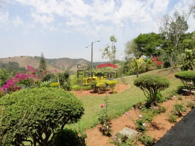 com 8 Quartos à venda, 1320m² no Centro, Cunha