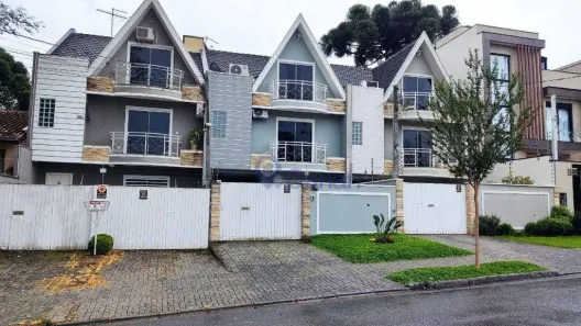 Casa com 4 Quartos à venda, 203m² no Água Verde, Curitiba