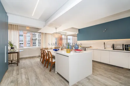 Apartamento com 3 Quartos à venda, 236m² no Centro, Curitiba