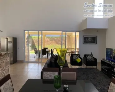 Sobrado com 4 Quartos à venda, 350m² no Guaxinduva, Atibaia