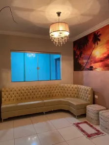 Casa com 4 Quartos para alugar, 220m² no Pampulha, Uberlândia