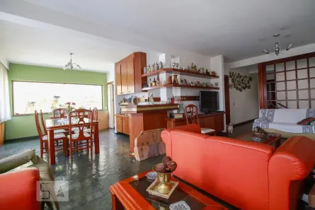 Casa com 6 Quartos à venda, 380m² no Vila Lúcia, São Paulo