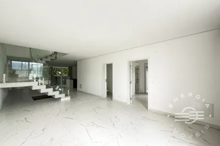 Galpão/Depósito/Armazém com 6 Quartos à venda, 310m² no Riviera, Bertioga