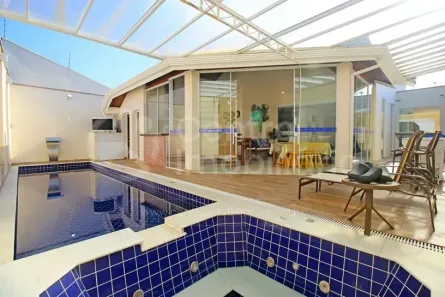 Casa com 5 Quartos à venda, 230m² no Josedy, Peruíbe