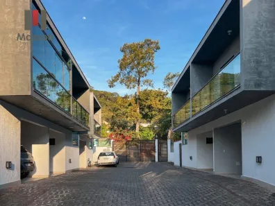 Casa com 2 Quartos à venda, 80m² no Marilândia, Juiz de Fora