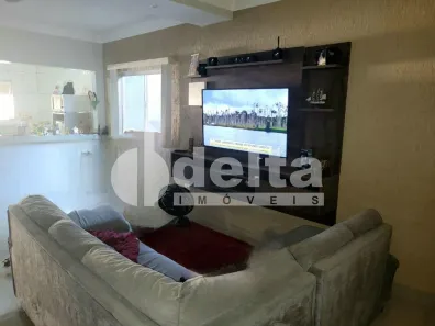 Casa com 3 Quartos à venda, 175m² no Jardim das Palmeiras, Uberlândia
