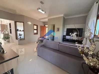 Casa de Condomínio com 3 Quartos para alugar, 1000m² no Condomínio Residencial Mirante do Vale, Jacareí