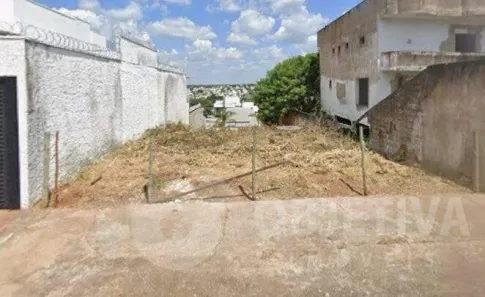 Lote/Terreno à venda, 500m² no Cidade Jardim, Uberlândia