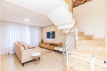 Sobrado com 3 Quartos à venda, 151m² no Pedro Moro, São José dos Pinhais