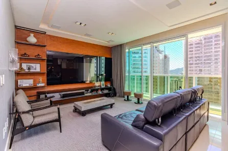 Apartamento com 3 Quartos à venda, 122m² no Centro, Balneário Camboriú