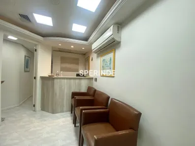 Sala Comercial para alugar, 150m² no Moinhos de Vento, Porto Alegre
