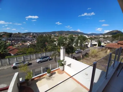 Casa com 3 Quartos à venda, 164m² no Jardim Jaraguá, Atibaia