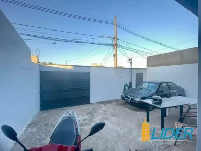 Casa com 3 Quartos à venda, 92m² no Jardim Europa, Uberlândia