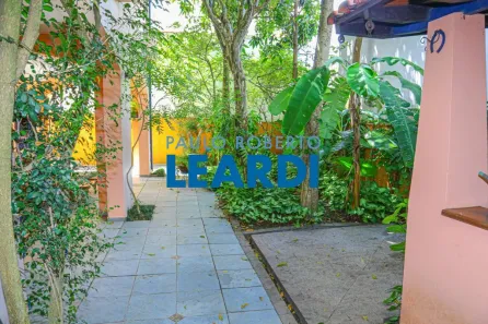 Casa com 3 Quartos à venda, 280m² no Sumaré, São Paulo