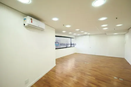 Sala Comercial para alugar, 123m² no Liberdade, São Paulo