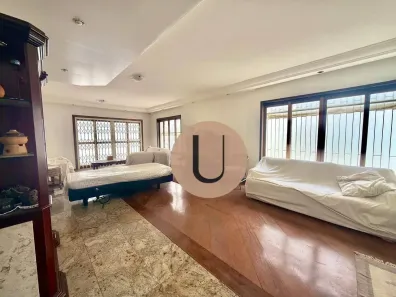 Casa com 4 Quartos à venda, 250m² no Indianópolis, São Paulo