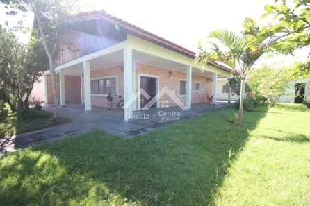 Casa com 3 Quartos à venda, 293m² no Balneário Stella Maris, Peruíbe